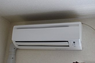 化粧カバーを取り付けた室内機のイメージ