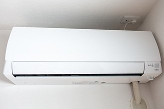 配管テープで仕上げた室内機のイメージ