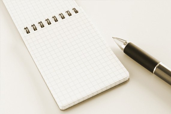 メモ帳とボールペン